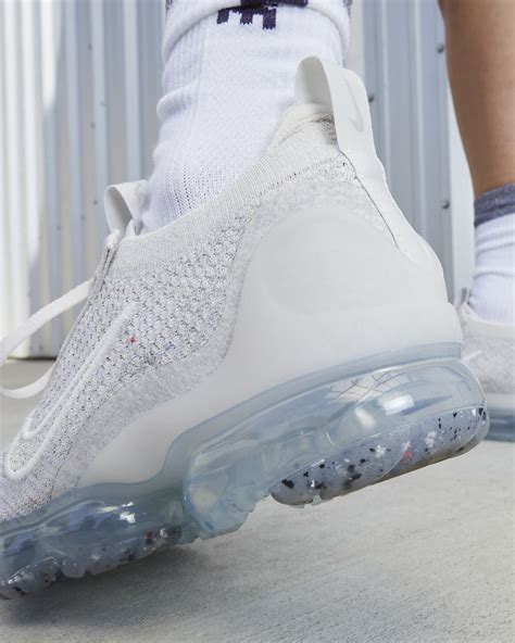 nike flyknit air vapormax betrue|2021 Nike VaporMax Flyknit.